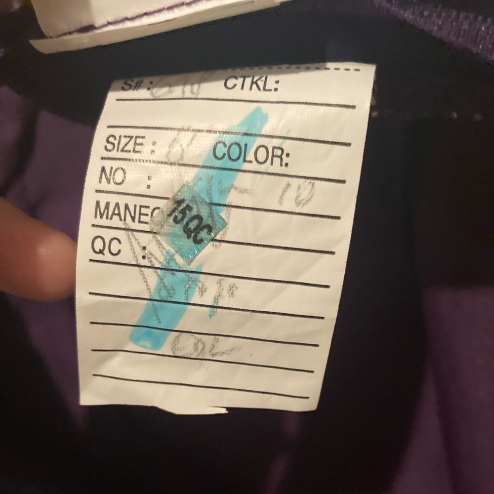 Mori Lee bridesmaid dress, size 8, purple, never worn, - Picture 5 of 6